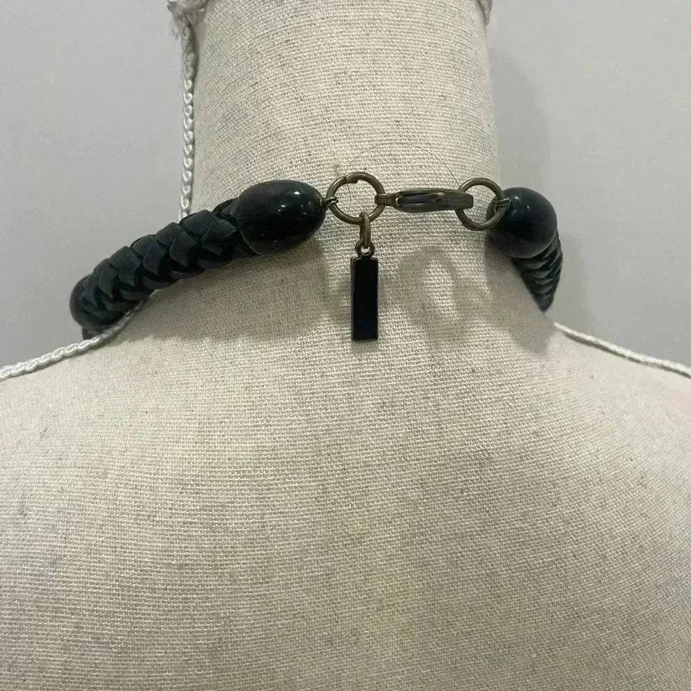 Sachin & Babi necklace - Picture 7 of 11